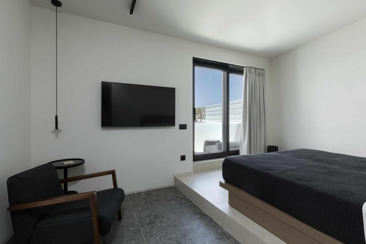 Cubic Mykonos Seafront Design Suites オルノス エクステリア 写真