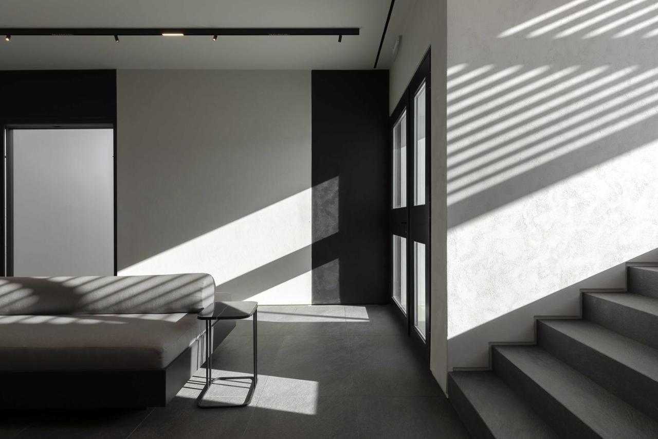 Cubic Mykonos Seafront Design Suites オルノス エクステリア 写真