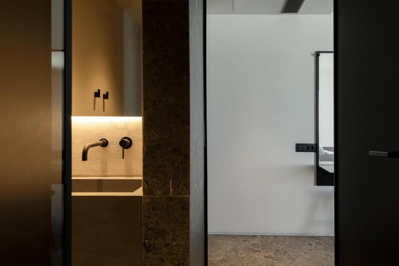 Cubic Mykonos Seafront Design Suites オルノス エクステリア 写真