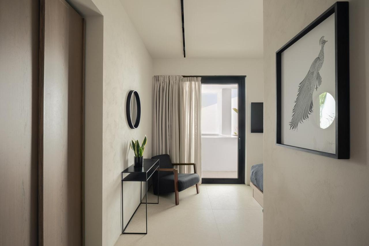 Cubic Mykonos Seafront Design Suites オルノス エクステリア 写真