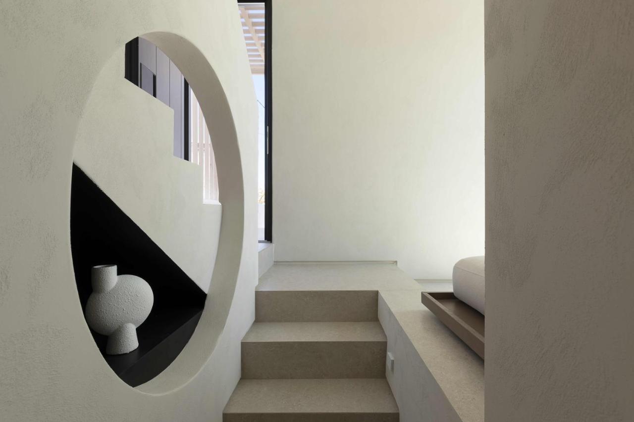 Cubic Mykonos Seafront Design Suites オルノス エクステリア 写真
