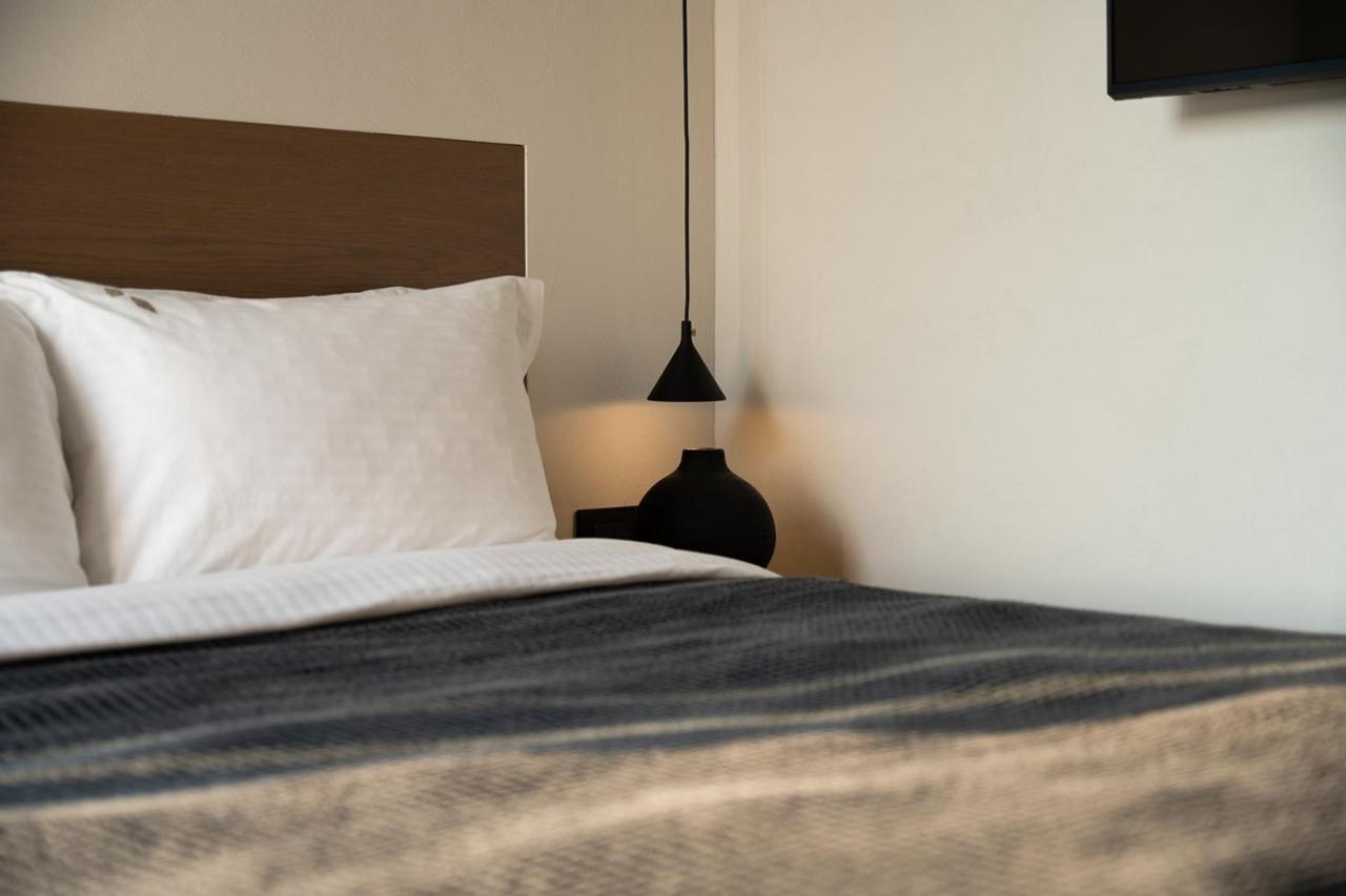 Cubic Mykonos Seafront Design Suites オルノス エクステリア 写真
